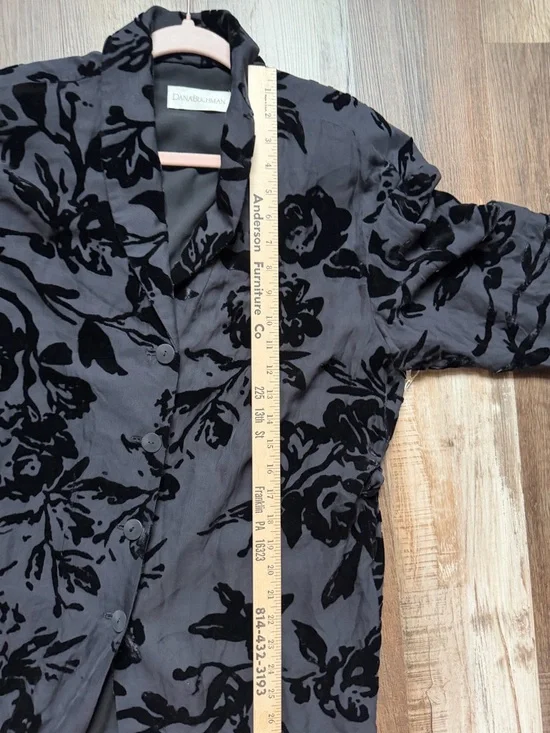 Dana Buchman Gray and Black Velvet Burnout Belted Blazer vintage - Picture 8 of 8